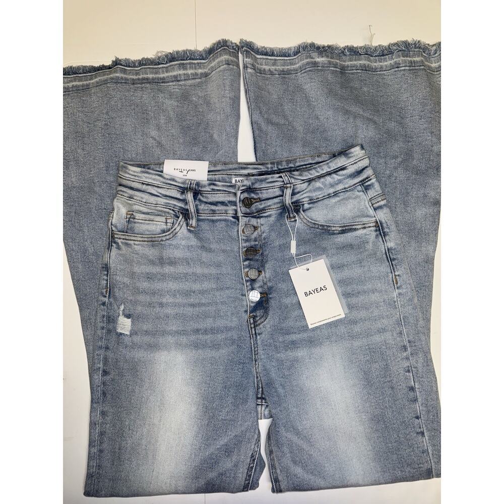 Bayeas Ultra High Rise Distressed Flare Jeans Light Wash Women’s 30W NWT Retro